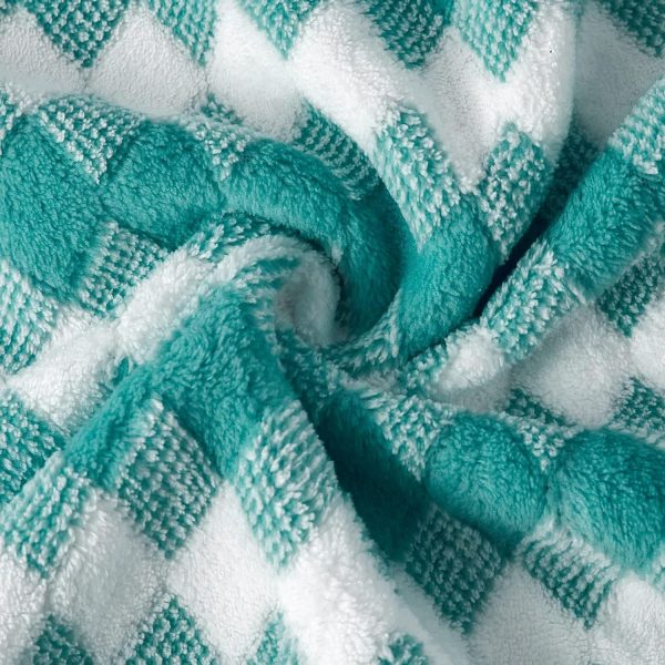 Premium, Luxury Towel,100% Cotton for Maximum Softness and Water Absorbency - Image 8